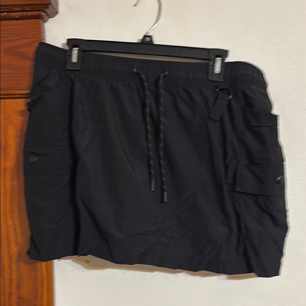 Black Skorts with Adjustable Waistband and Soft Texture